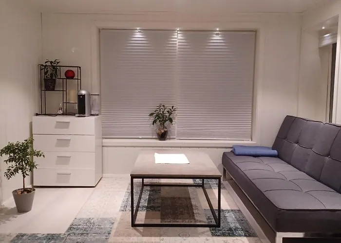 Great Location For You! Natalie's 아파트
