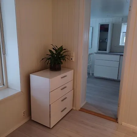 Great Location For You! Natalie's 公寓 Skjervoy